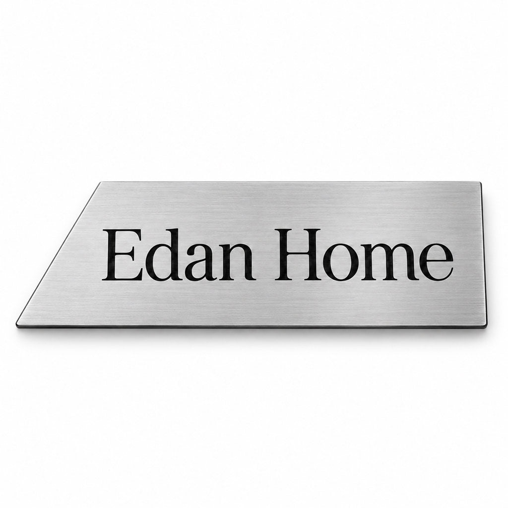 Placuta argintiu mat Edan Home, cu nume personalizat gravat pentru cutia postala