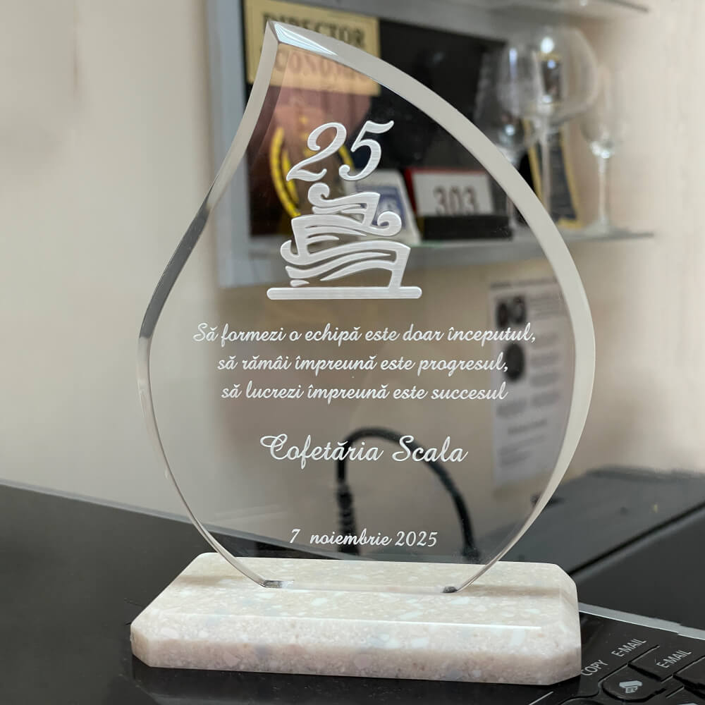 Trofeu Flaca Personalizat cu Gravura Laser