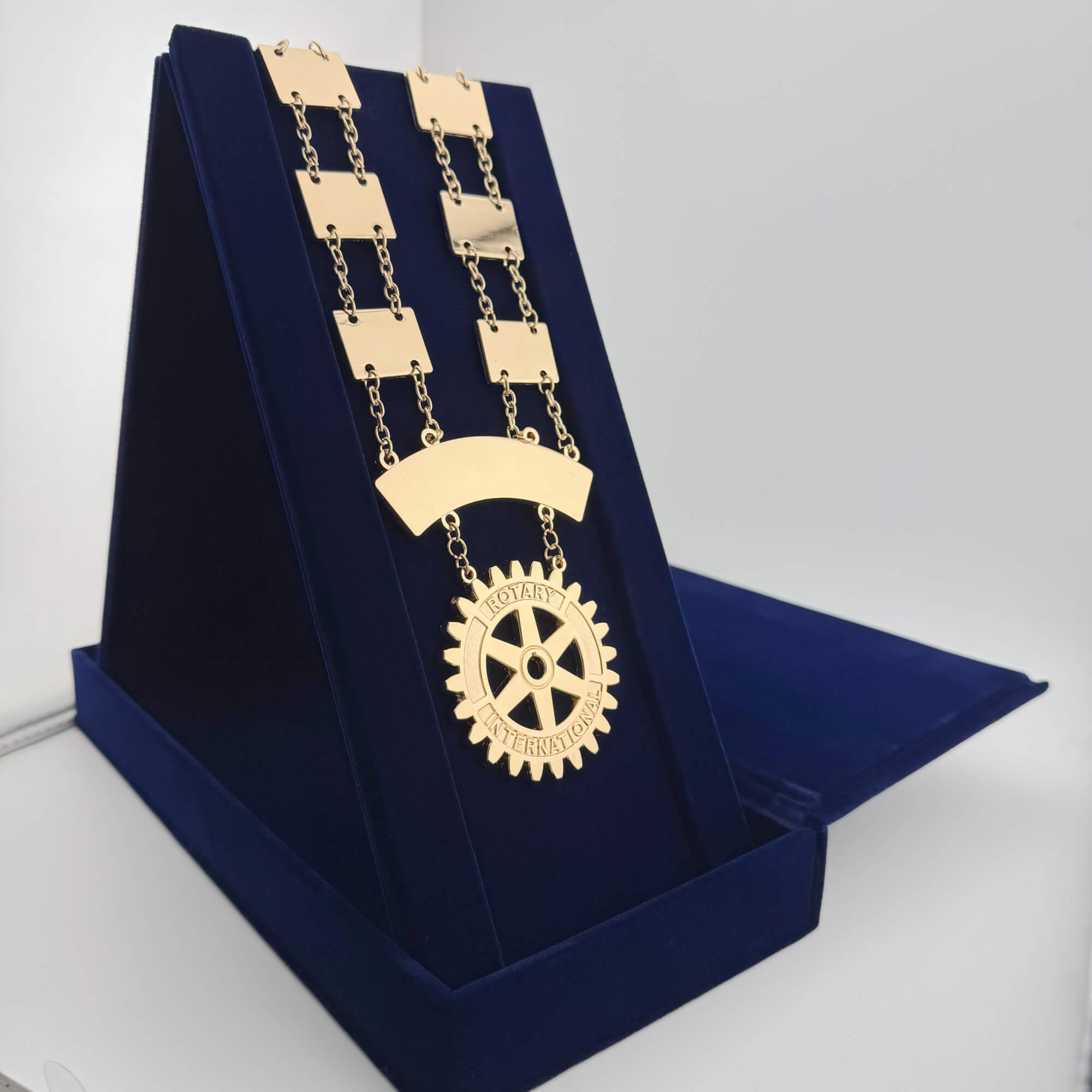 Obiecte necesare unui Club Rotary International