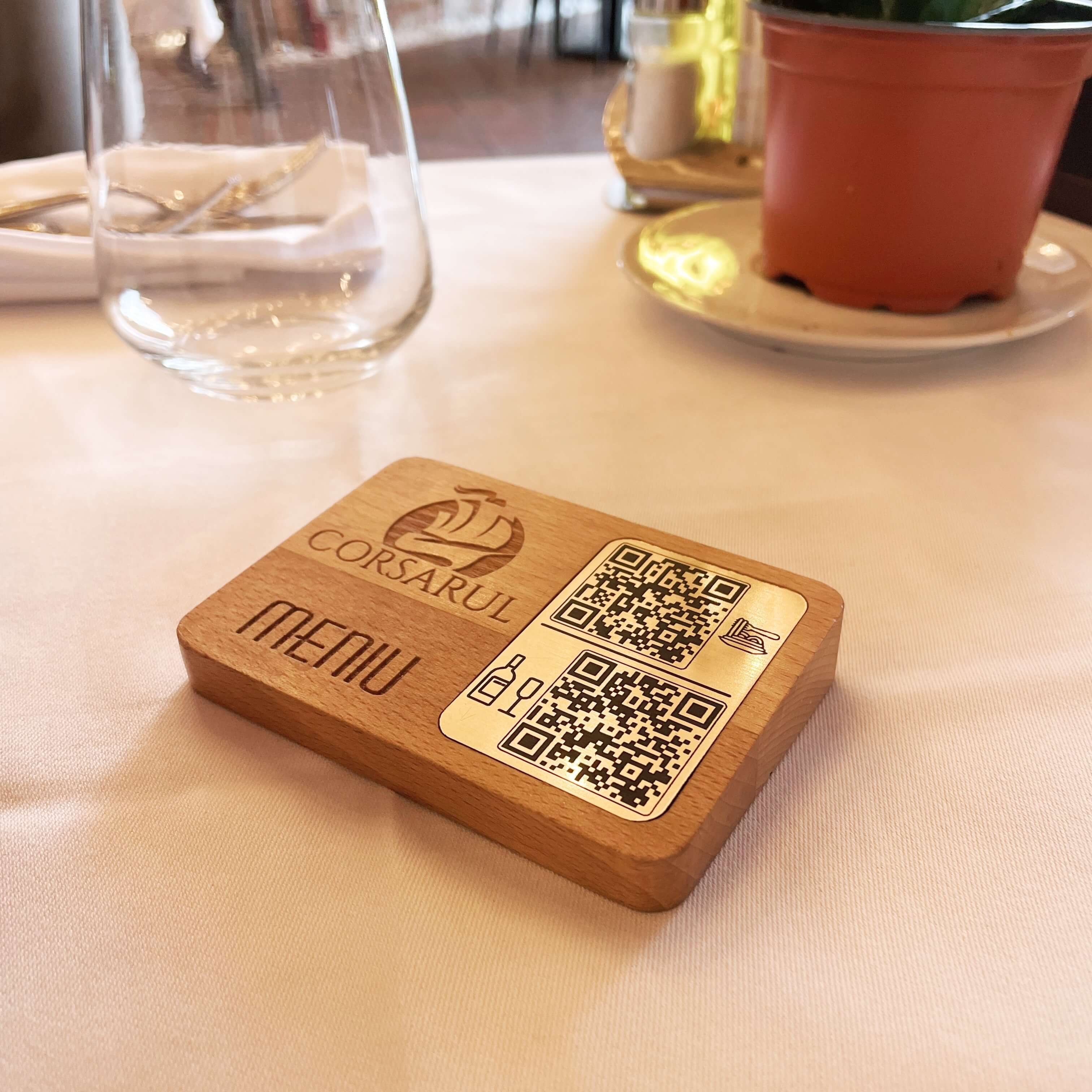 Wood QR code support - New York