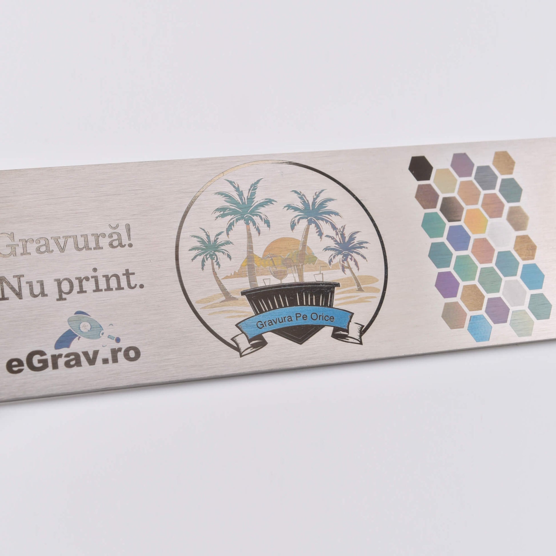 Gravura pe inox color pe bar blade deschizator de sticle
