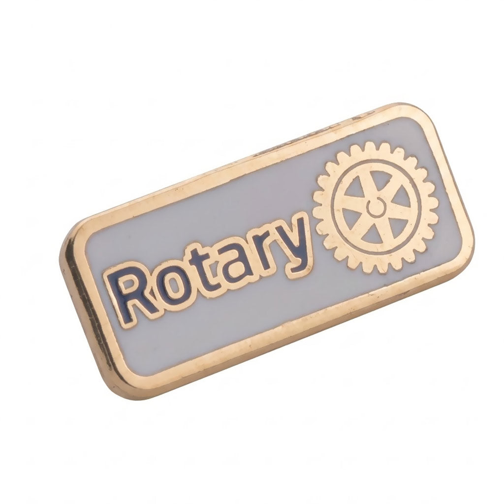 Insigna metalica tip pin Rotary cu design dreptunghiular, fundal emailat neted si emblema oficiala in relief.