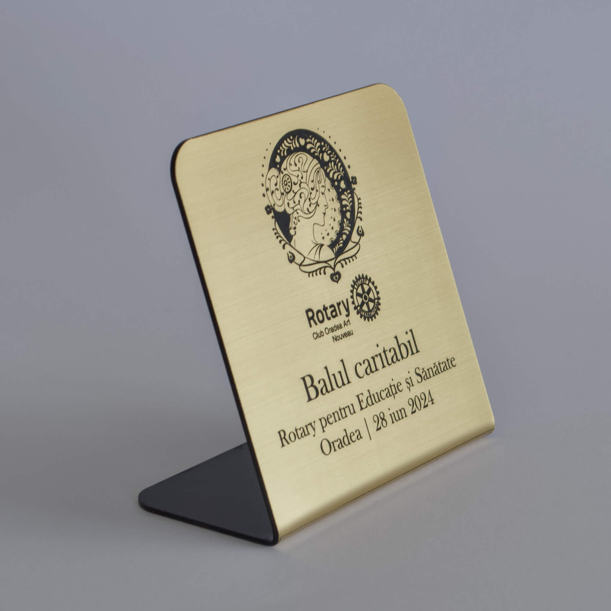 Plachetă Personalizată de Birou Premium cu Gravură, Auriu Periat