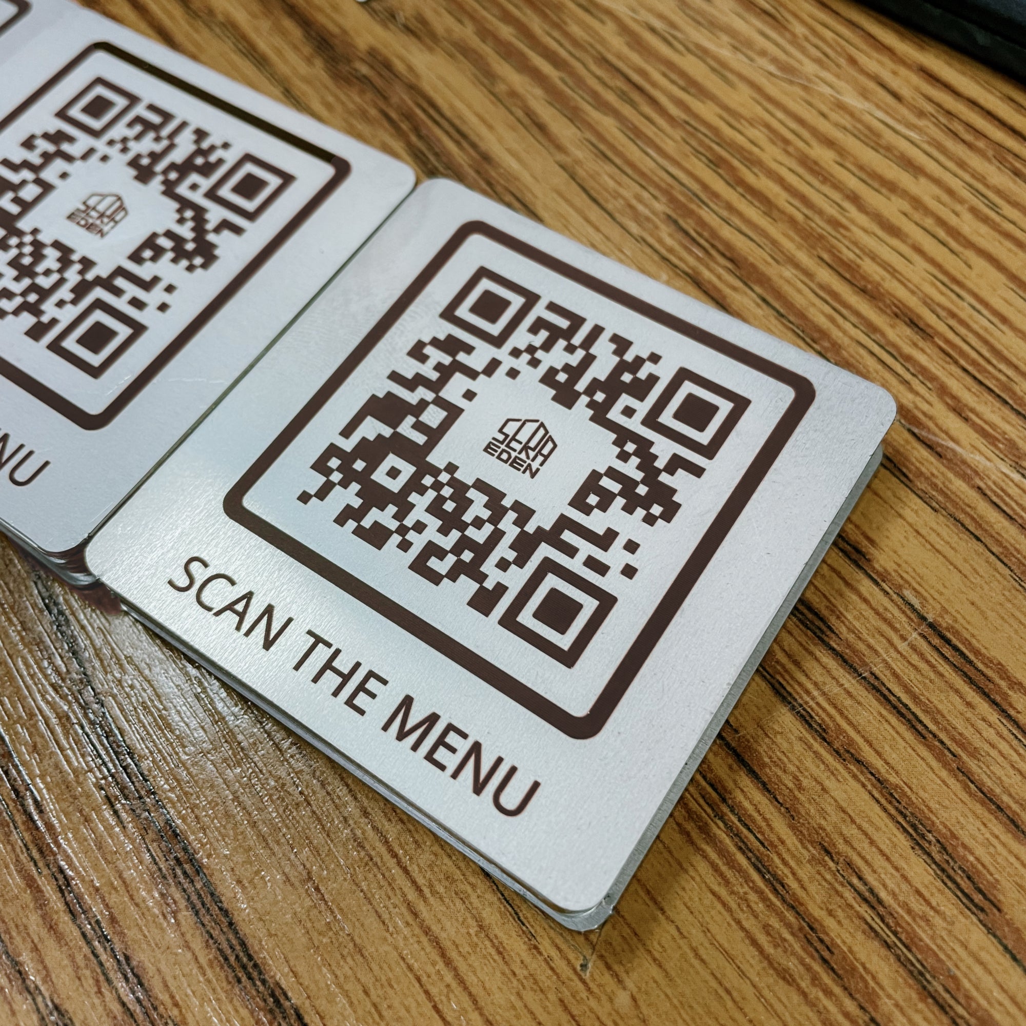 Placura meniu QR din inox gravat laser