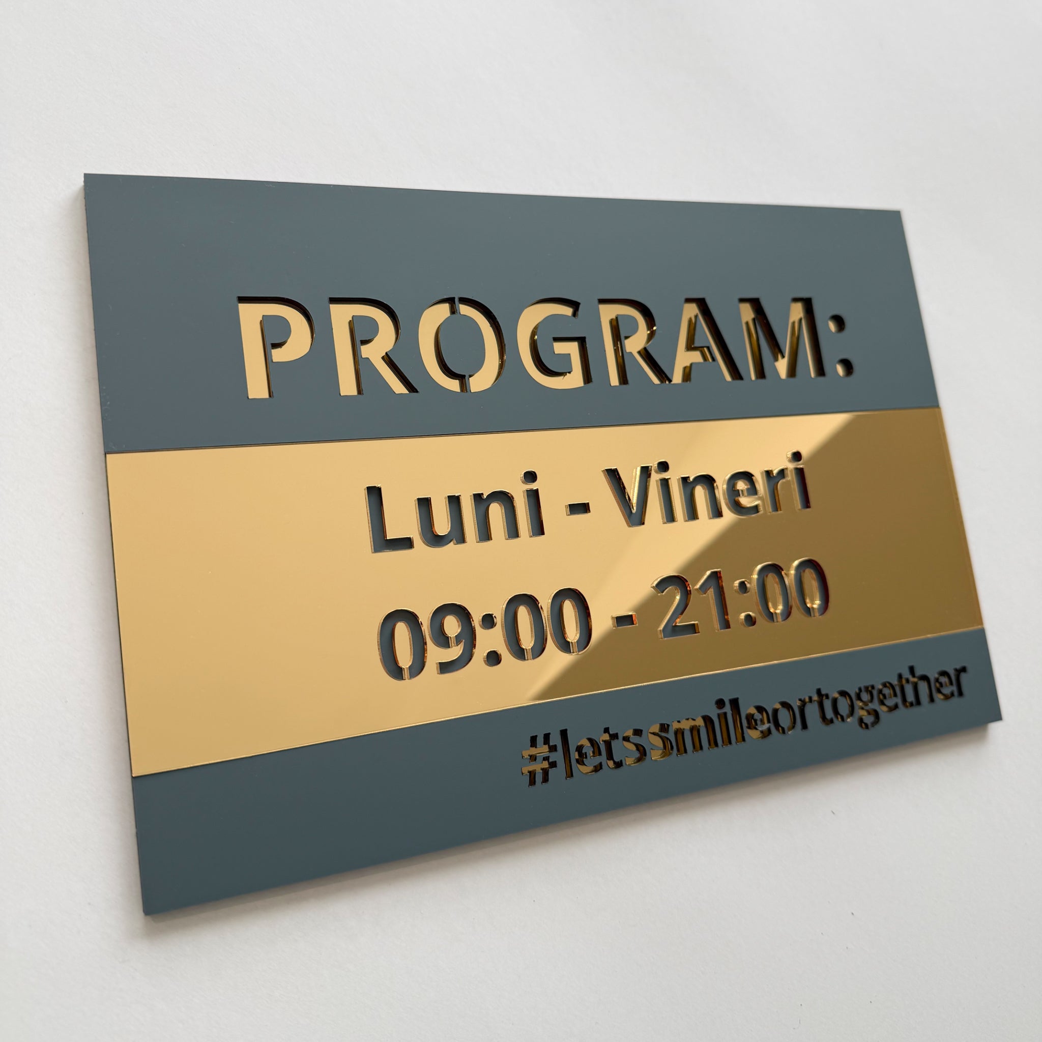 orar sliding prime cu insertie aurie oglinda si text decupat