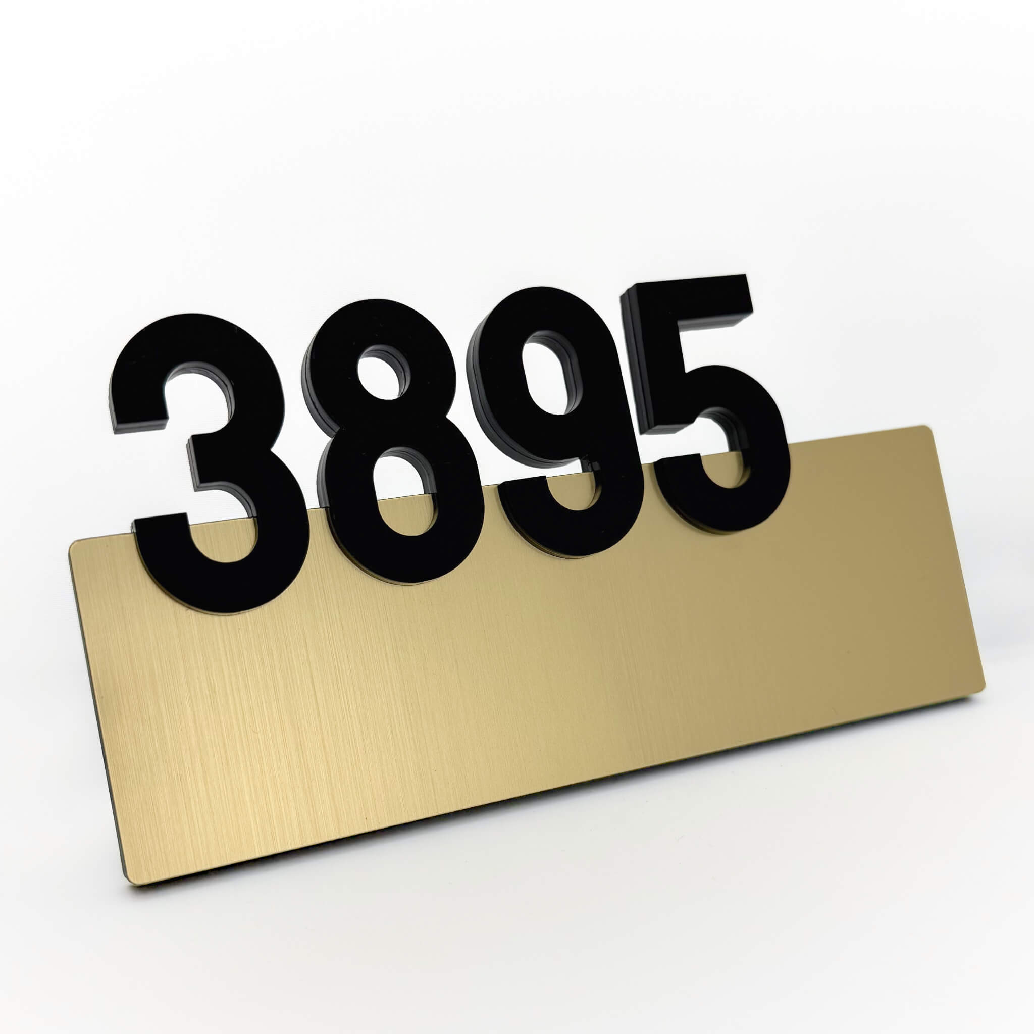 numar apartament stratum 3895 auriu periat 20cm relief 3d cifre acrilice negre finisaj premium