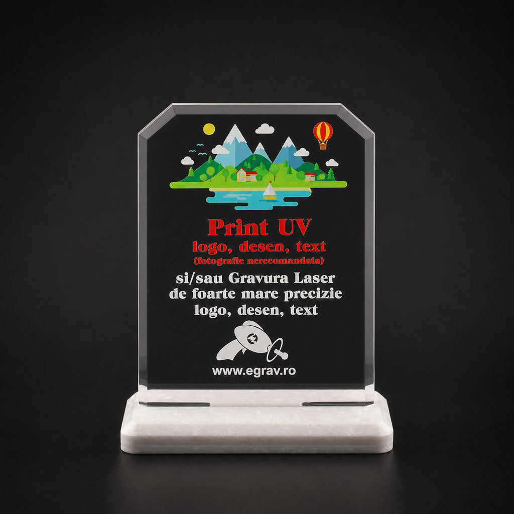 Trofeu personalizat Model C de 14 cm inaltime, forma dreptunghiulara cu colturile superioare taiate, personalizat prin print UV si fixat pe talpa din piatra compozita Avonite.